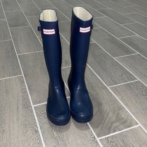 HUNTER TALL NAVY BLUE RAIN BOOTS